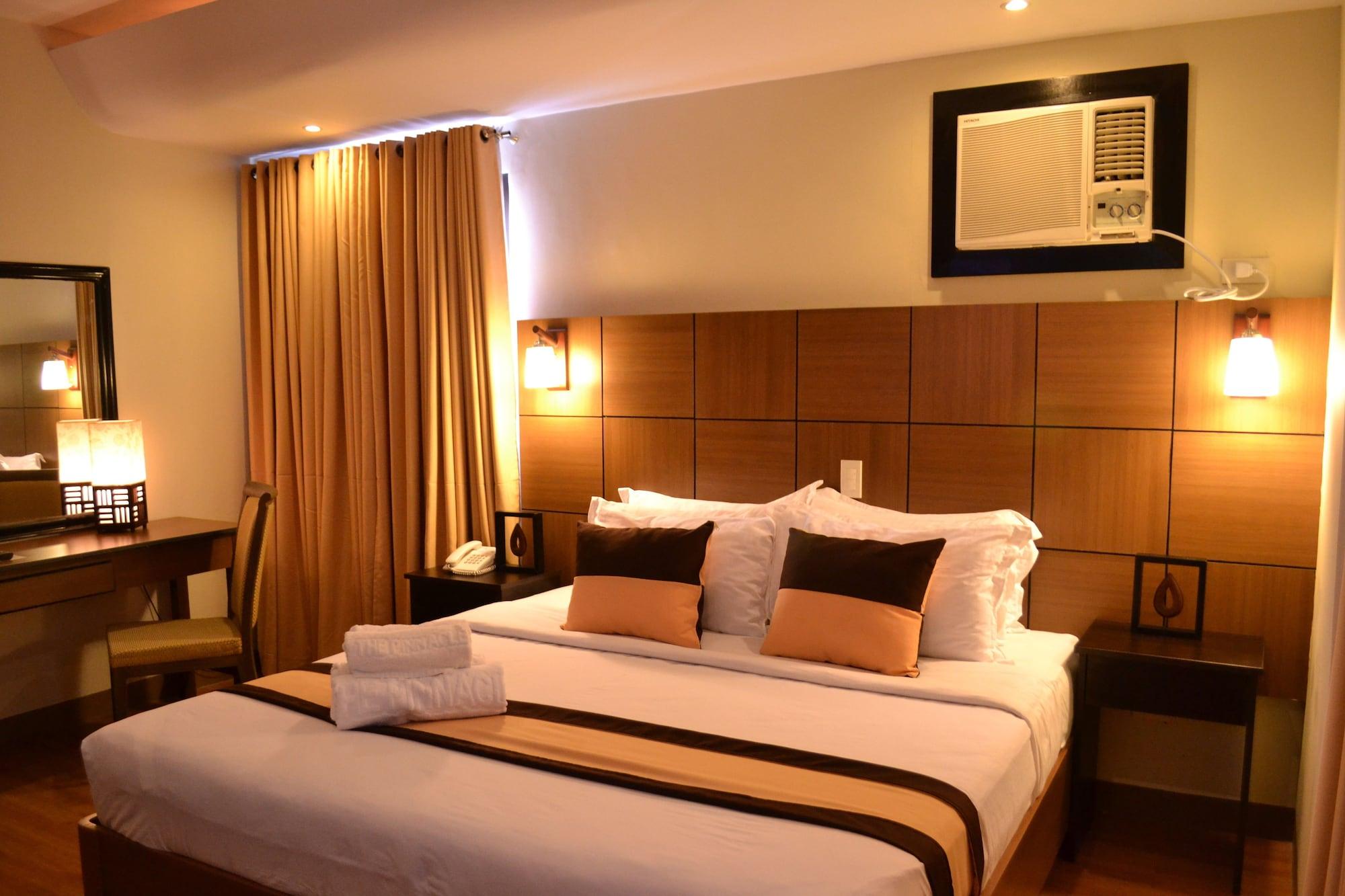 The Pinnacle Hotel And Suites Davao Exterior foto